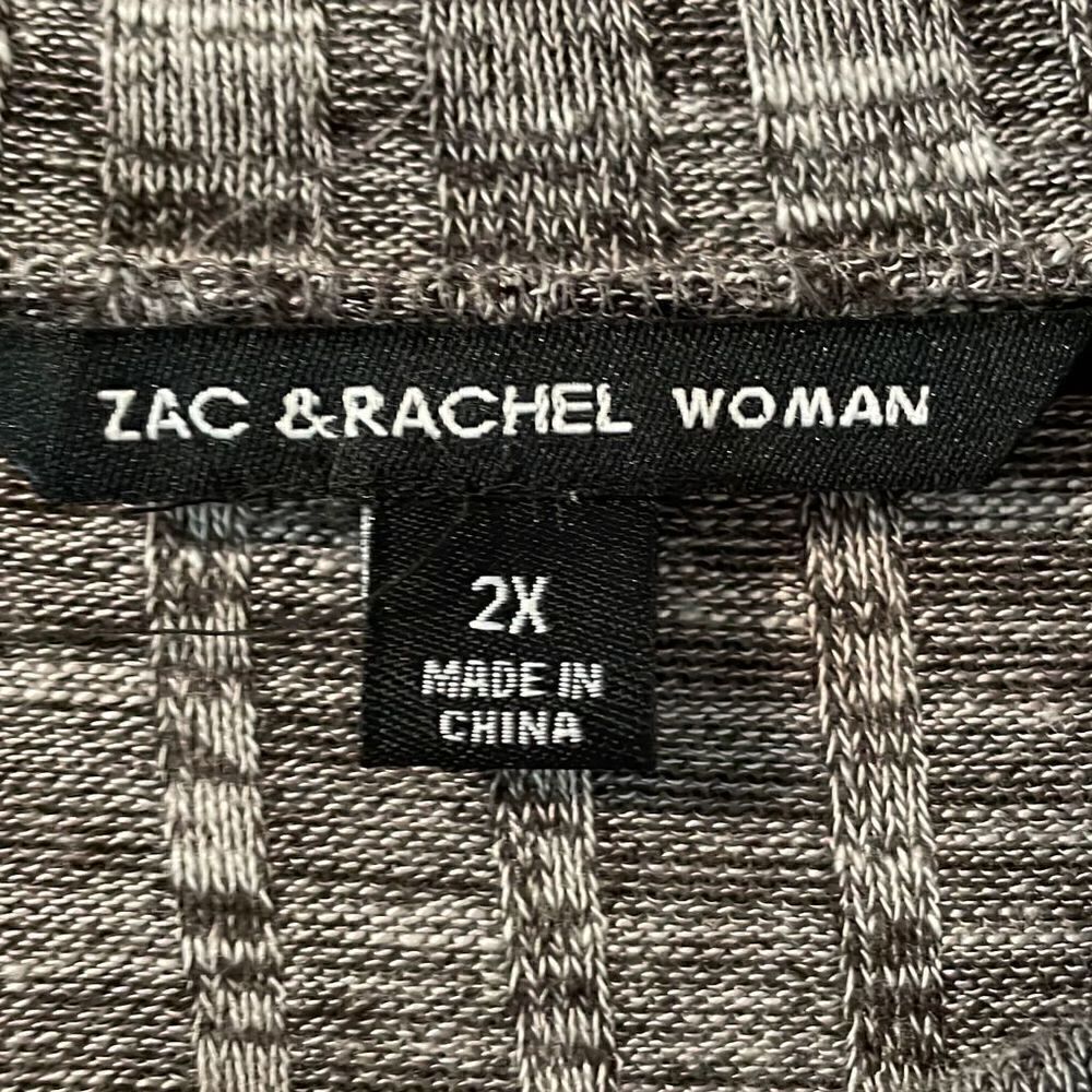 Zac & Rachel Woman sophisticated open shoulder detail tunic sweater 3X - Picture 8 of 10
